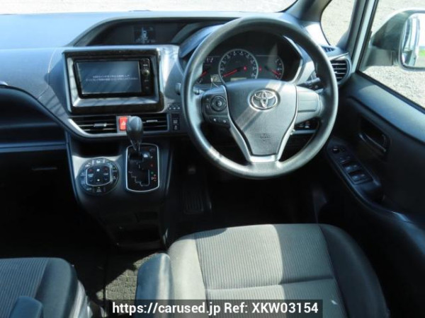 Used 2014 AT toyota noah ZRR80G Image[24]
