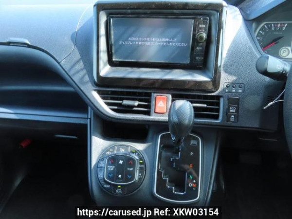 Used 2014 AT toyota noah ZRR80G Image[28]