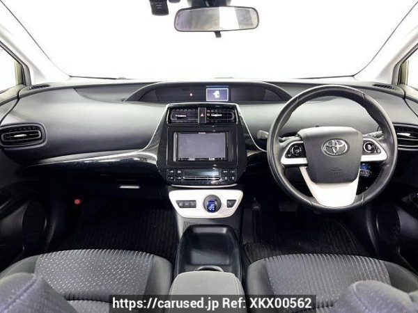 Used 2018 CVT toyota prius DAA-ZVW50 Image[1]