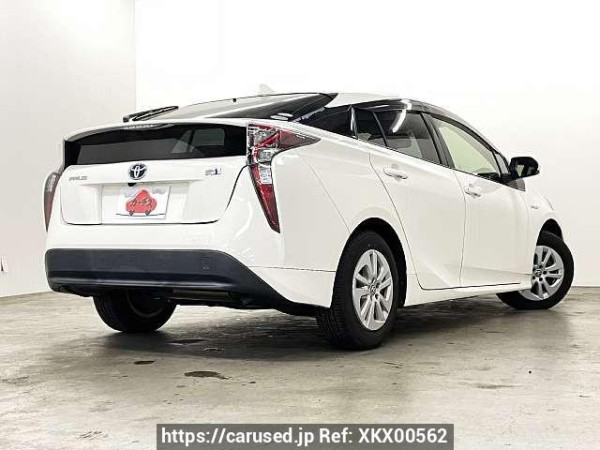 Used 2018 CVT toyota prius DAA-ZVW50 Image[2]