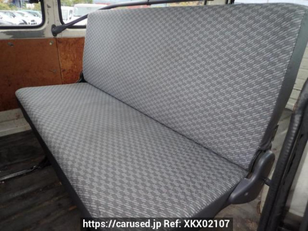 Used 2003 MT toyota hiace-van RZH112V Image[13]