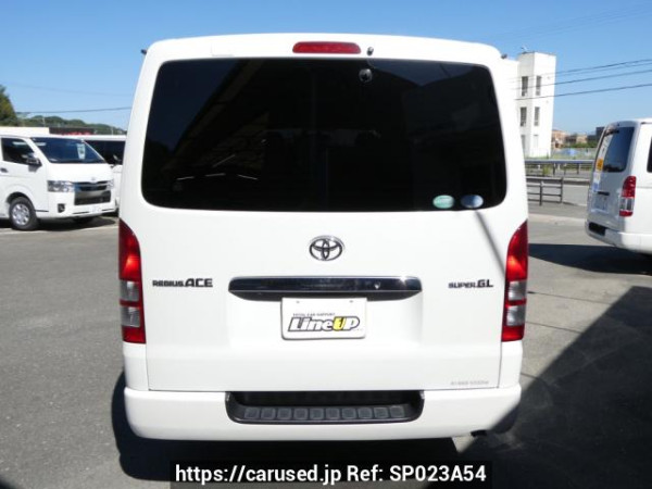 Used 2013 AT toyota regiusace-van KDH201V Image[1]