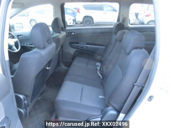 Used 2004 AT toyota wish ZNE10G Image[16]