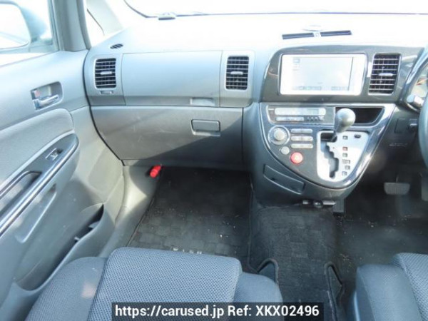 Used 2004 AT toyota wish ZNE10G Image[21]