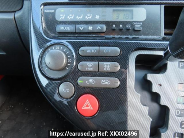 Used 2004 AT toyota wish ZNE10G Image[28]