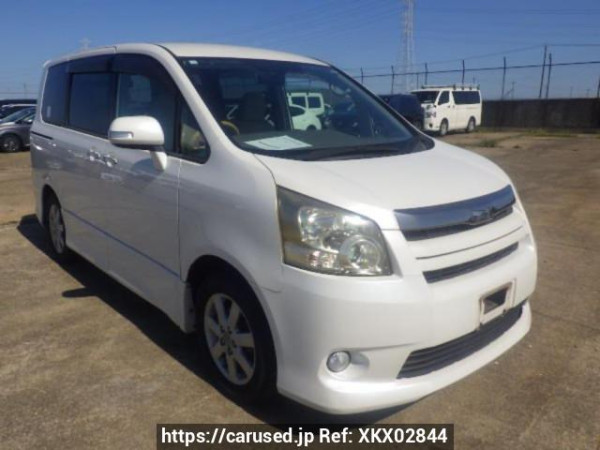 Used 2008 AT toyota noah ZRR70W Image[0]