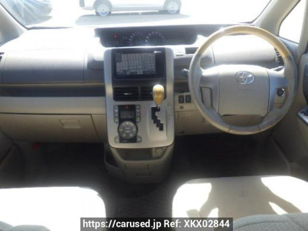 Used 2008 AT toyota noah ZRR70W Image[16]
