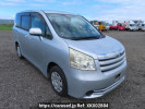Toyota Noah ZRR70G