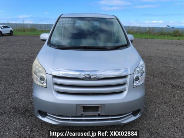 Used 2007 AT toyota noah ZRR70G Image[1]