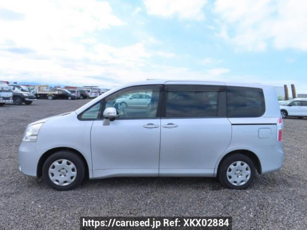 Used 2007 AT toyota noah ZRR70G Image[3]