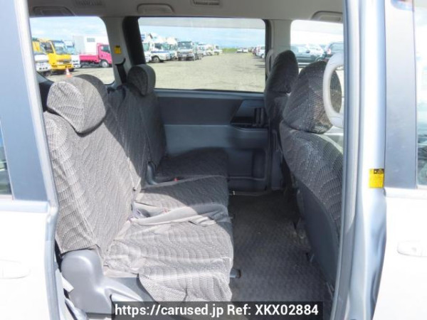 Used 2007 AT toyota noah ZRR70G Image[16]