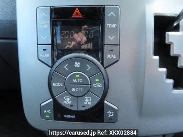 Used 2007 AT toyota noah ZRR70G Image[30]
