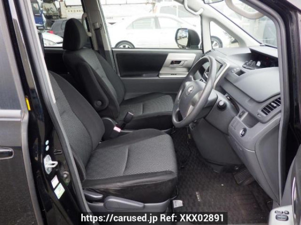 Used 2008 AT toyota noah ZRR70W Image[13]