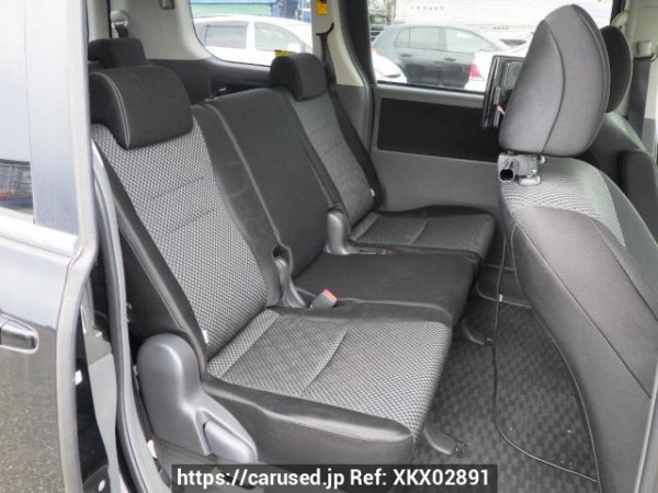 Used 2008 AT toyota noah ZRR70W Image[15]