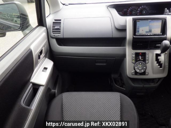 Used 2008 AT toyota noah ZRR70W Image[19]