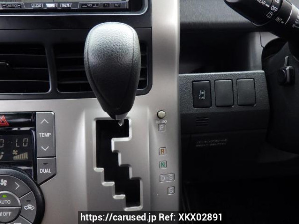 Used 2008 AT toyota noah ZRR70W Image[25]