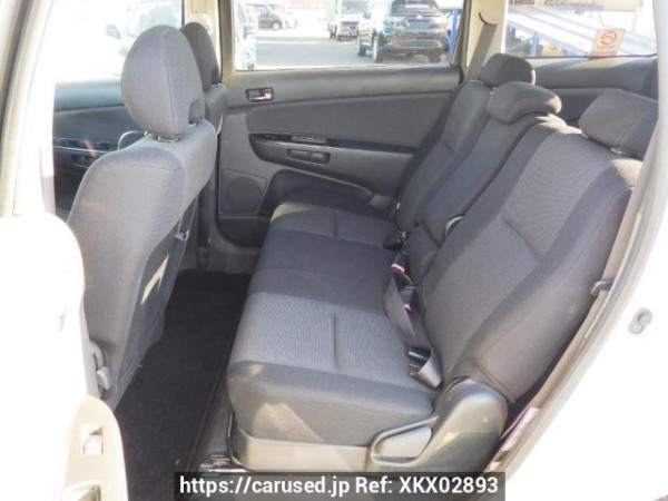 Used 2004 AT toyota wish ZNE10G Image[16]