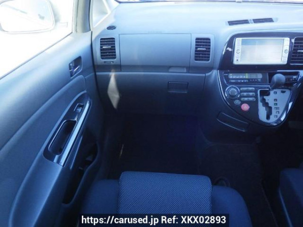 Used 2004 AT toyota wish ZNE10G Image[19]