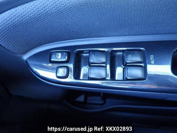 Used 2004 AT toyota wish ZNE10G Image[28]