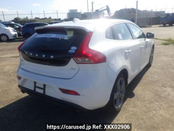 Used 2014 AT volvo v40 MB4164T Image[6]