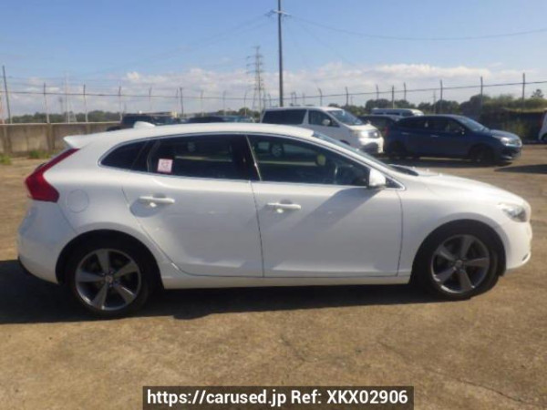 Used 2014 AT volvo v40 MB4164T Image[7]