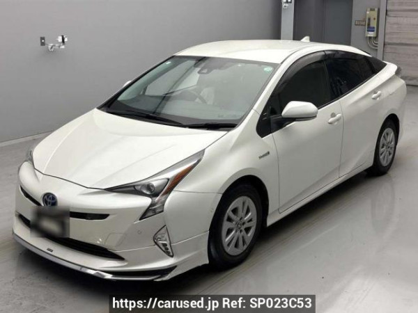 Used 2018 AT toyota prius ZVW50 Image[0]
