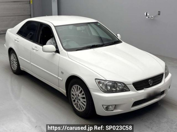 Used 2002 AT toyota altezza GXE10 Image[2]