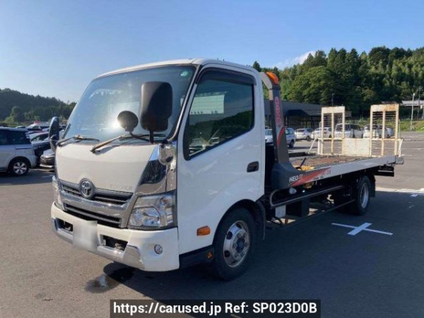 Used 2016 MT toyota toyoace-truck XZU720 Image[0]