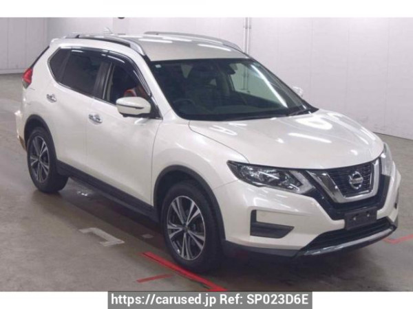 Used 2018 AT nissan x-trail T32 Image[0]