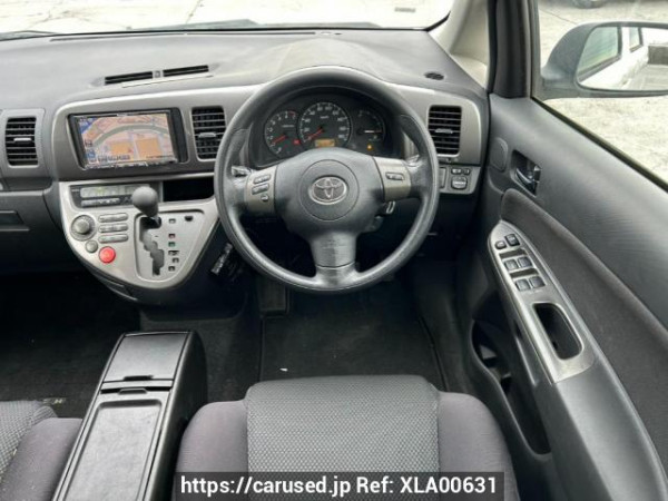Used 2003 AT toyota wish ZNE10G Image[19]