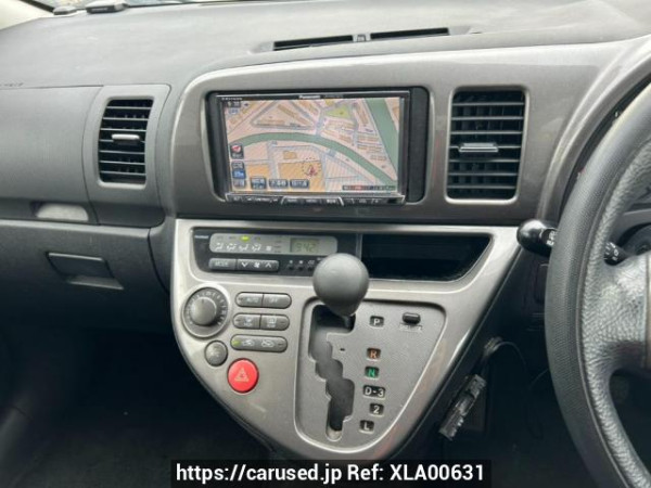 Used 2003 AT toyota wish ZNE10G Image[21]