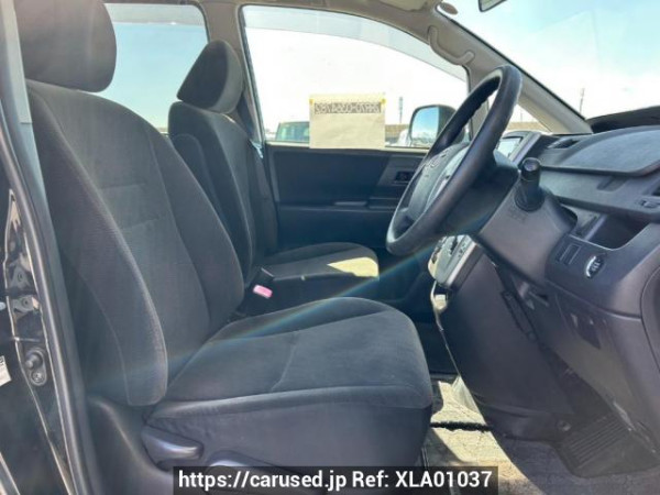 Used 2010 AT toyota noah ZRR70G Image[13]