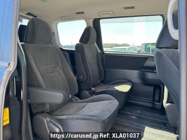 Used 2010 AT toyota noah ZRR70G Image[15]