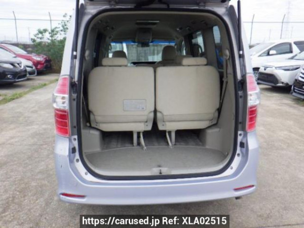 Used 2008 AT toyota noah ZRR70W Image[8]