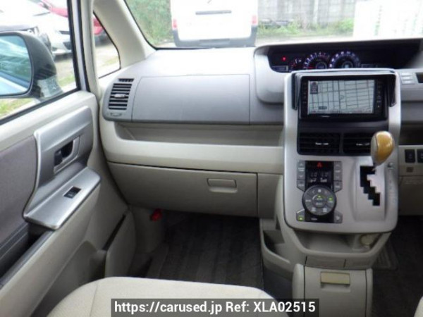Used 2008 AT toyota noah ZRR70W Image[17]