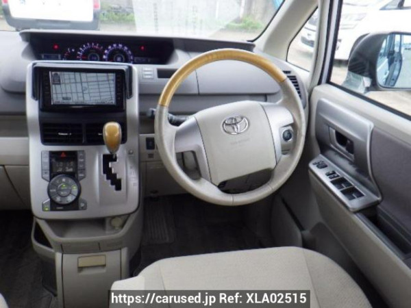 Used 2008 AT toyota noah ZRR70W Image[18]
