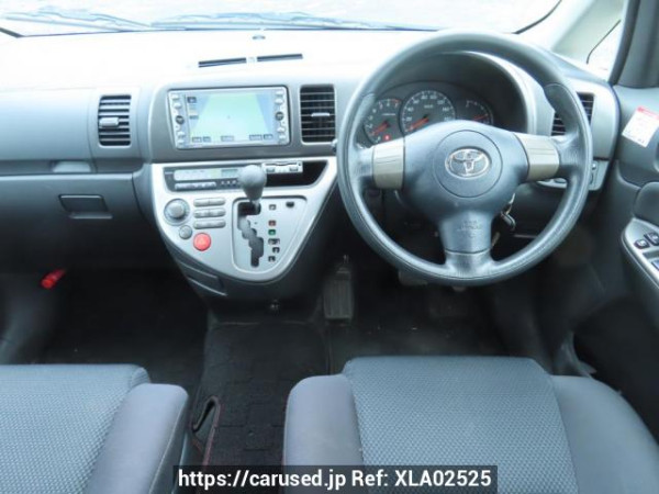 Used 2003 AT toyota wish ZNE10G Image[22]
