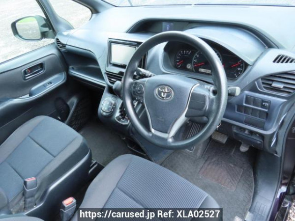 Used 2014 AT toyota noah ZRR80G Image[14]