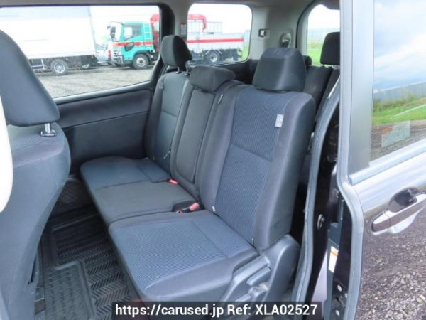 Used 2014 AT toyota noah ZRR80G Image[19]