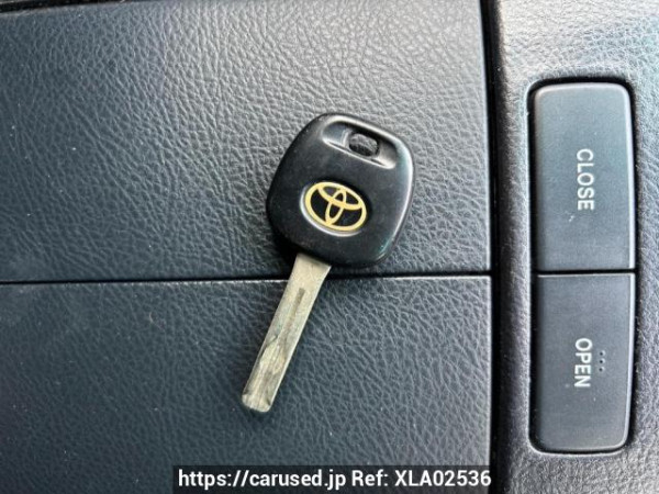 Used 2004 AT toyota harrier MCU30W Image[43]