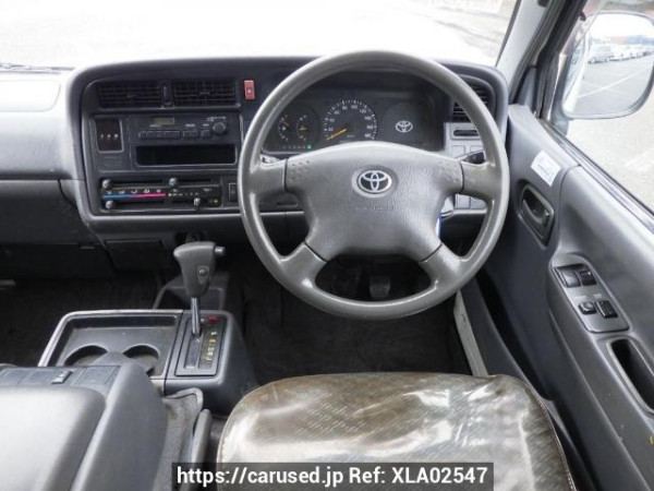 Used 2000 AT toyota hiace-wagon RZH111G Image[21]