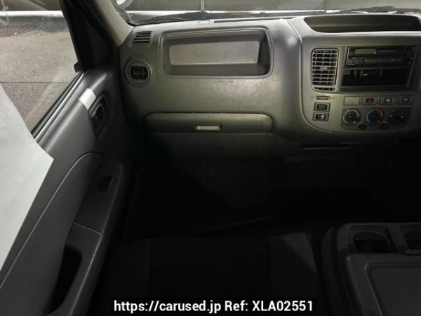 Used 2003 AT nissan caravan-bus DWGE25 Image[19]