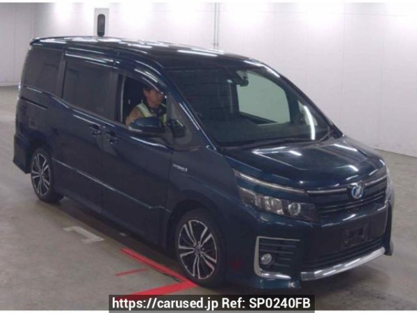 Used 2016 AT toyota voxy ZWR80W Image[0]