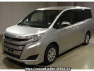 Toyota Noah ZRR80G