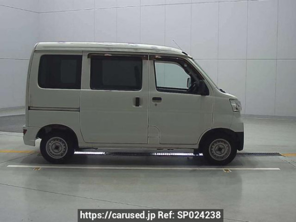 Used 2018 MT daihatsu hijet-cargo S321V Image[2]