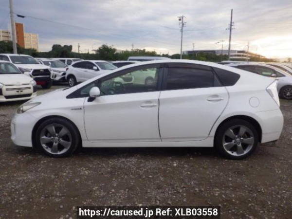 Used 2012 AT toyota prius ZVW30 Image[3]