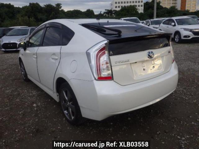 Buy Used 2012 Toyota Prius ZVW30 (XLB03558) - Carused.jp