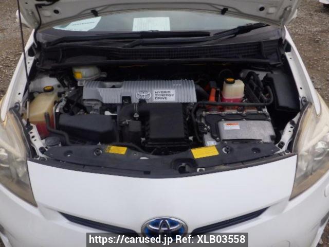 Buy Used 2012 Toyota Prius ZVW30 (XLB03558) - Carused.jp