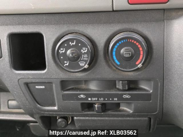 Used 2007 AT toyota hiace-van KDH205V Image[27]