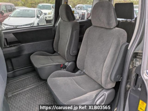 Used 2010 AT toyota noah ZRR75G Image[16]